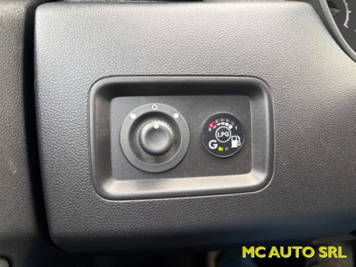Dacia Duster 1.6 SCe GPL 4x2 Comfort (12)
