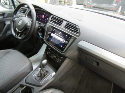 Volkswagen Tiguan 1.5 TSI 150 CV DSG ACT R-Line (15)