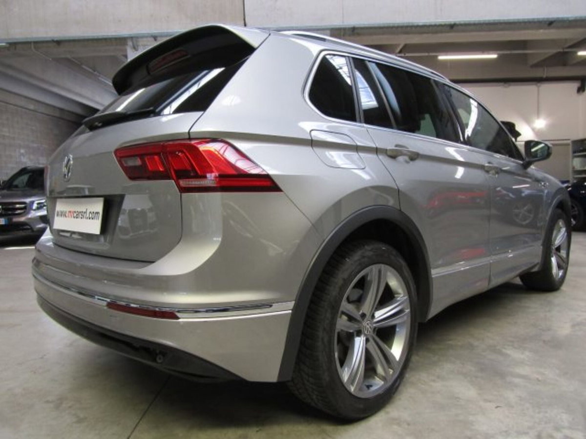 Volkswagen Tiguan 1.5 TSI 150 CV DSG ACT R-Line (4)