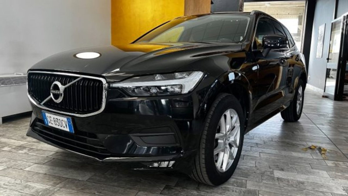Volvo XC60 B4 (d) AWD Geartronic Momentum N1