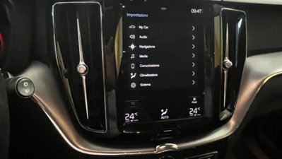 Volvo XC60 B4 (d) AWD Geartronic Momentum N1 (13)