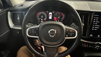 Volvo XC60 B4 (d) AWD Geartronic Momentum N1 (14)