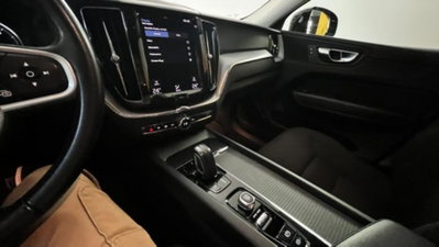 Volvo XC60 B4 (d) AWD Geartronic Momentum N1 (15)