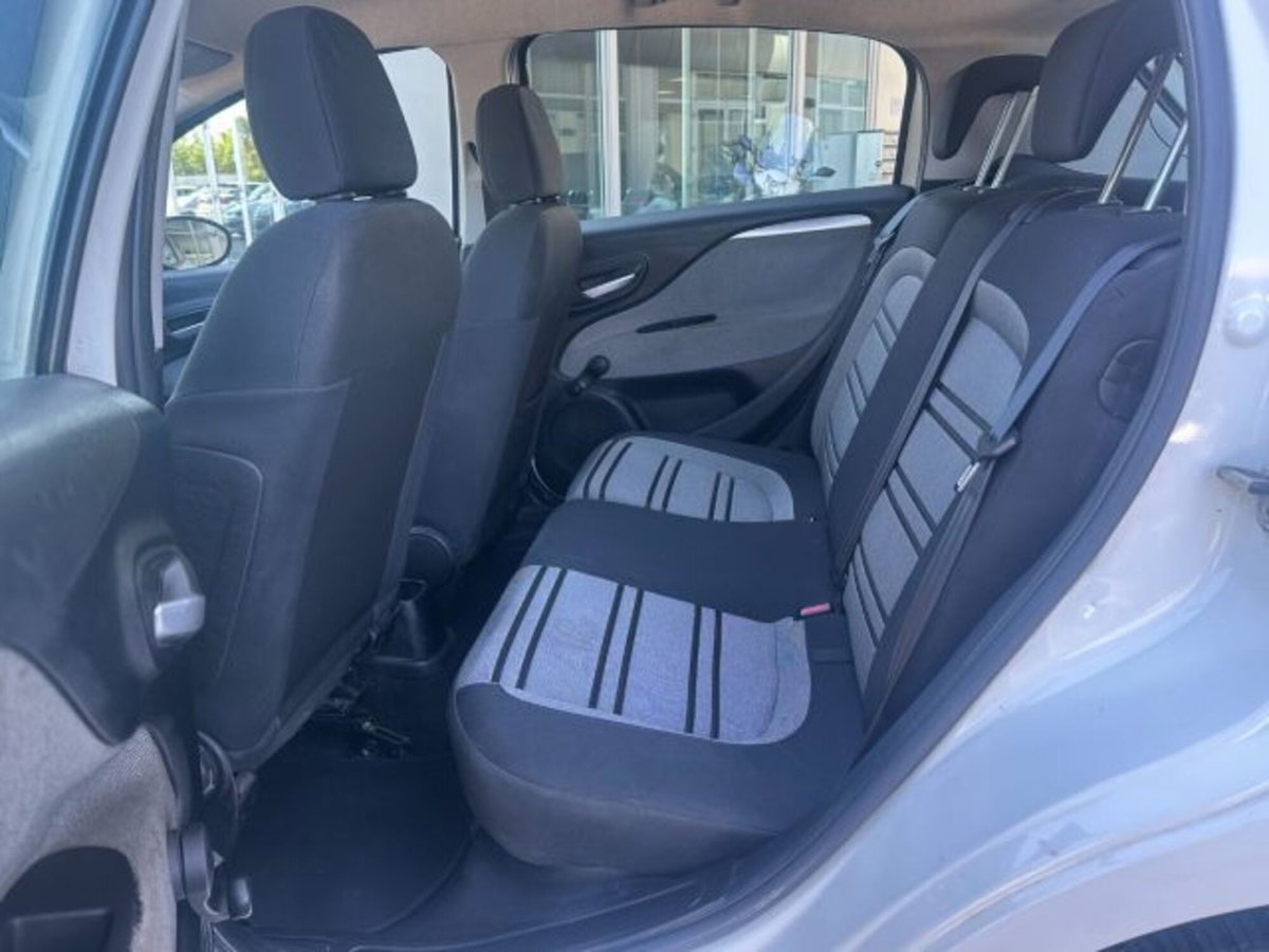 Fiat Punto Evo 1.3 Mjt 75 CV 5 porte Dynamic (15)