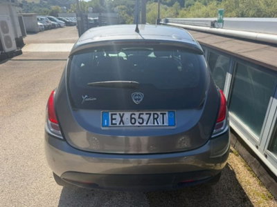 Lancia Ypsilon 0.9 TwinAir 85 CV 5 porte Metano Ecochic Elle (4)