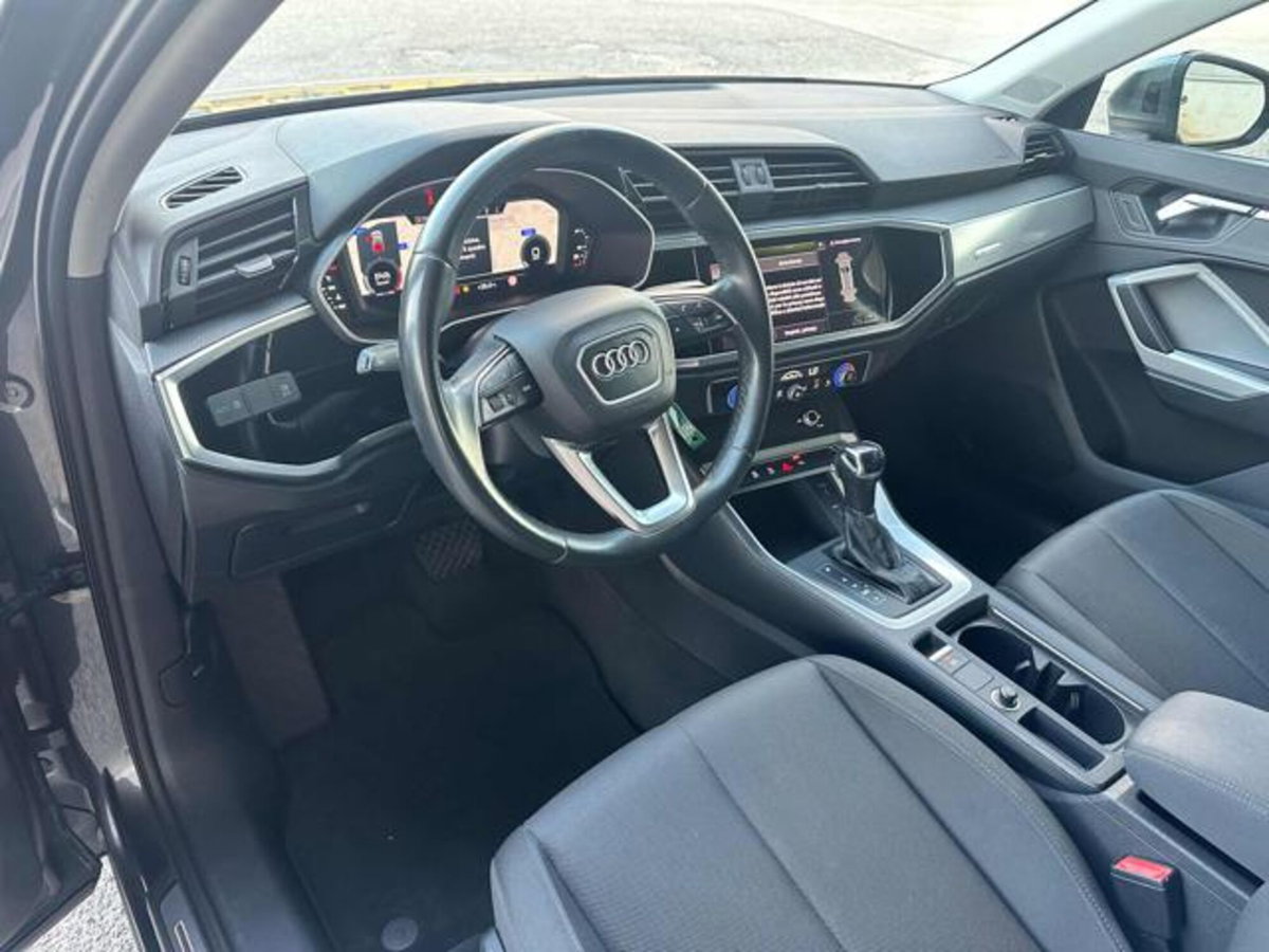 Audi Q3 Sportback 35 TDI quattro S tronic S line edition (11)