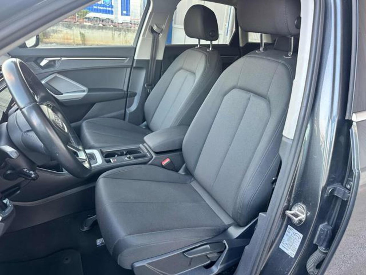 Audi Q3 Sportback 35 TDI quattro S tronic S line edition (12)
