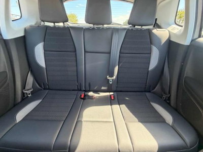 Peugeot 2008 Turbo 110 EAT6 S&S Allure (12)