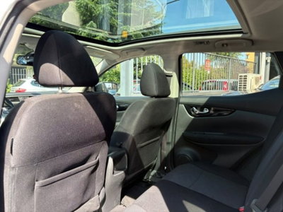 Nissan Qashqai 1.2 DIG-T Tekna (14)
