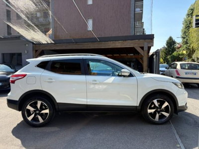 Nissan Qashqai 1.2 DIG-T Tekna (3)