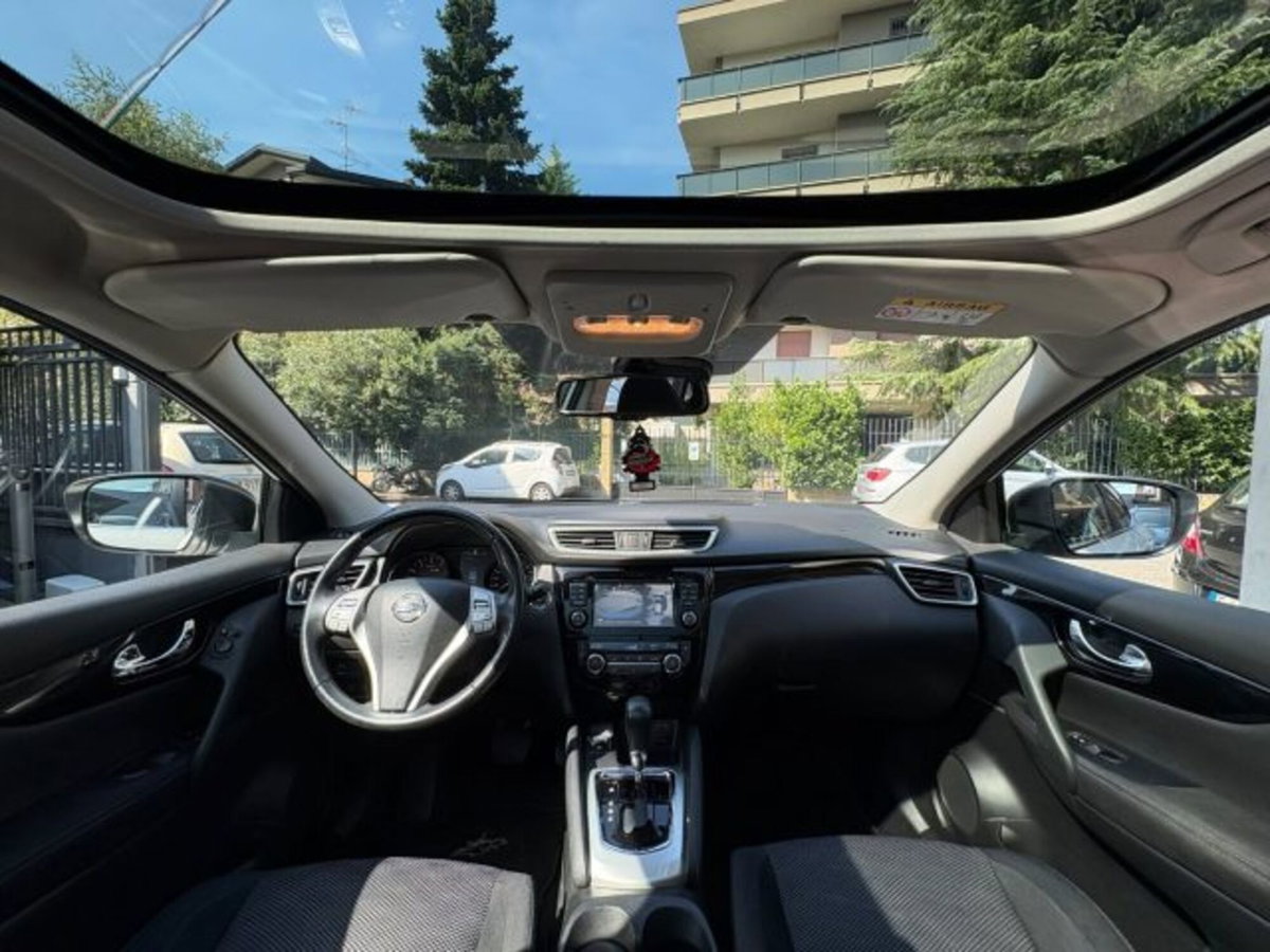 Nissan Qashqai 1.2 DIG-T Tekna (7)