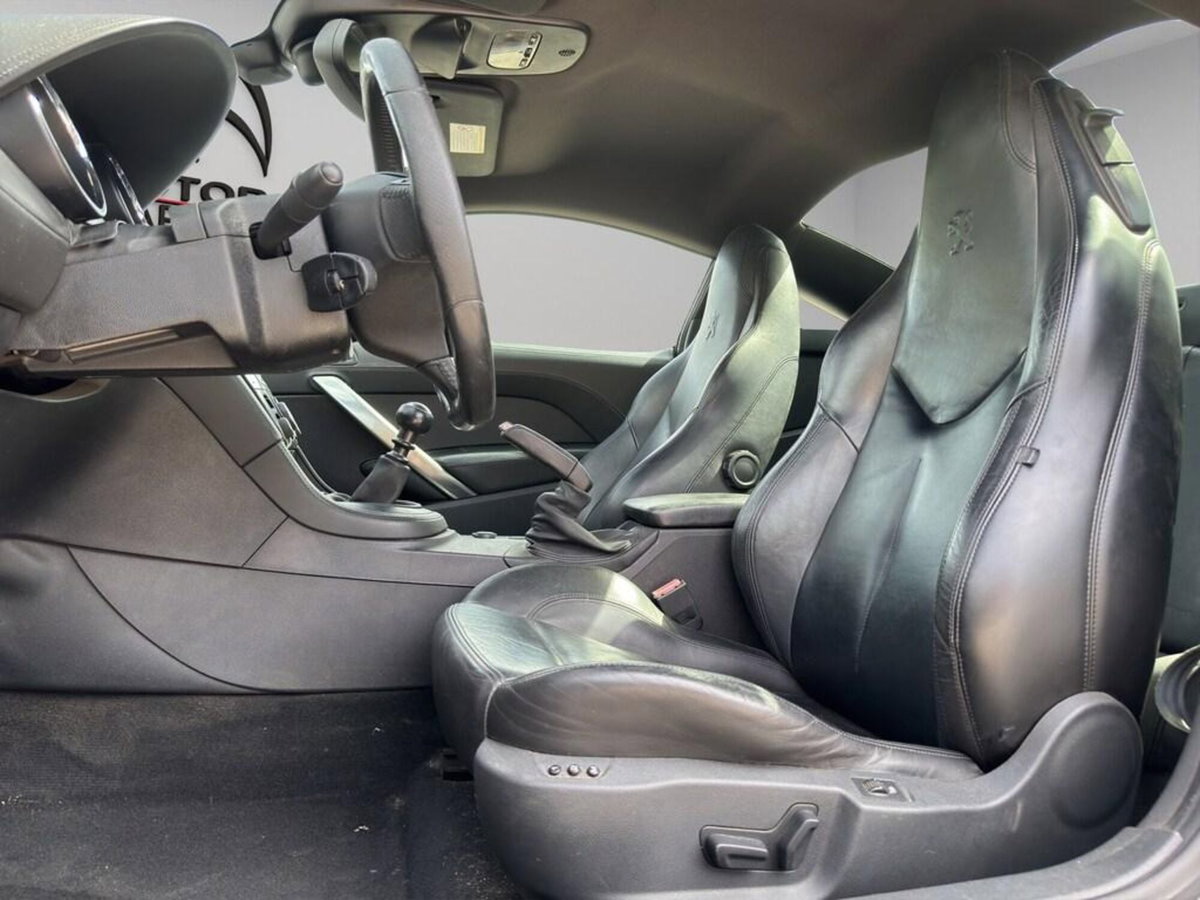 Peugeot RCZ 2.0 HDi 163CV (14)