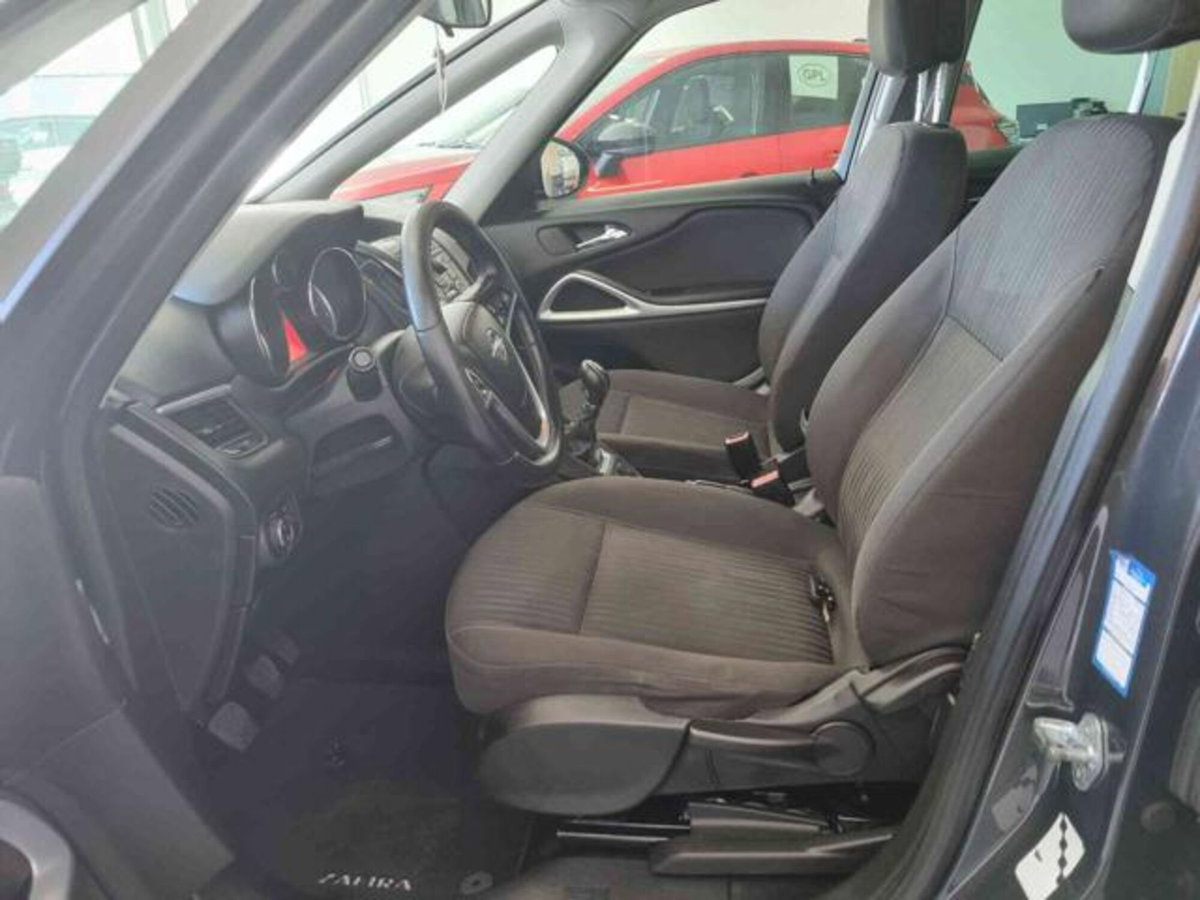 Opel Zafira Tourer 1.6 Turbo EcoM 150CV Elective (16)