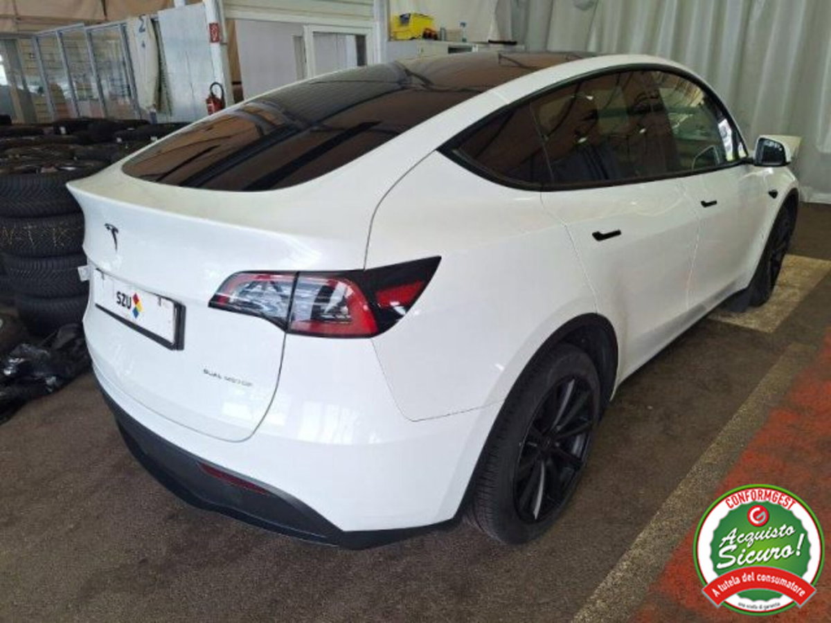 Tesla Model Y Long Range awd (2)