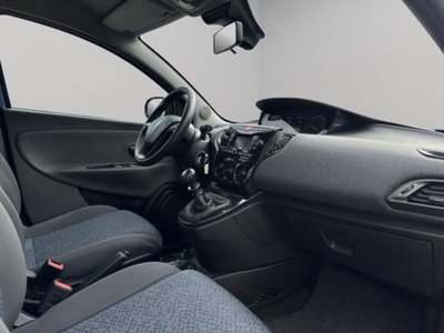 Lancia Ypsilon 1.0 FireFly 5 porte S&S Hybrid Silver Plus (16)