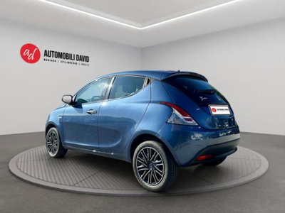 Lancia Ypsilon 1.0 FireFly 5 porte S&S Hybrid Silver Plus (3)