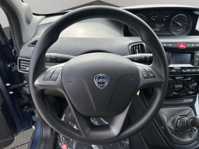 Lancia Ypsilon 1.0 FireFly 5 porte S&S Hybrid Silver Plus (8)