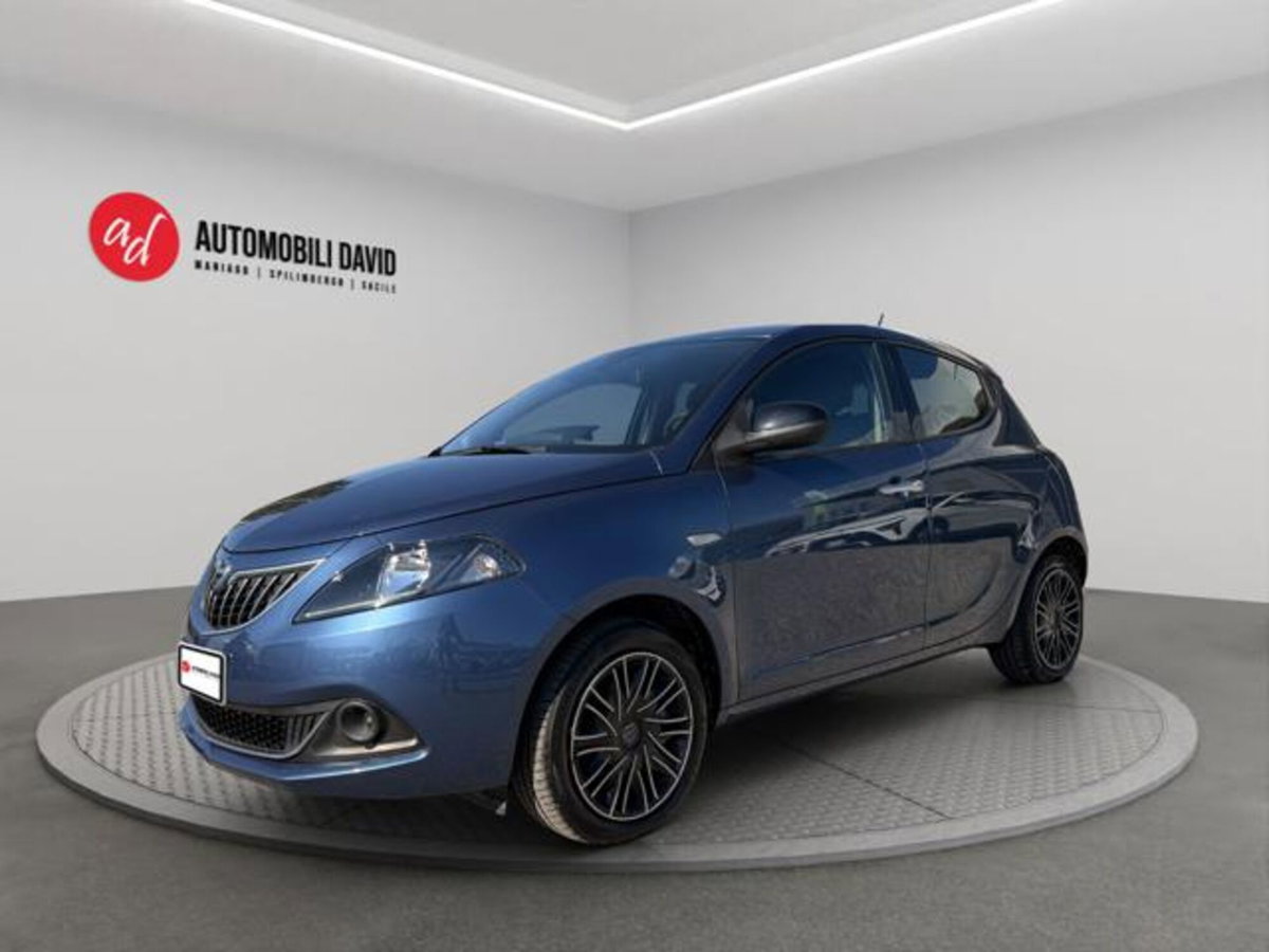 Lancia Ypsilon 1.0 FireFly 5 porte S&S Hybrid Silver Plus