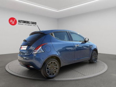 Lancia Ypsilon 1.0 FireFly 5 porte S&S Hybrid Silver Plus (4)