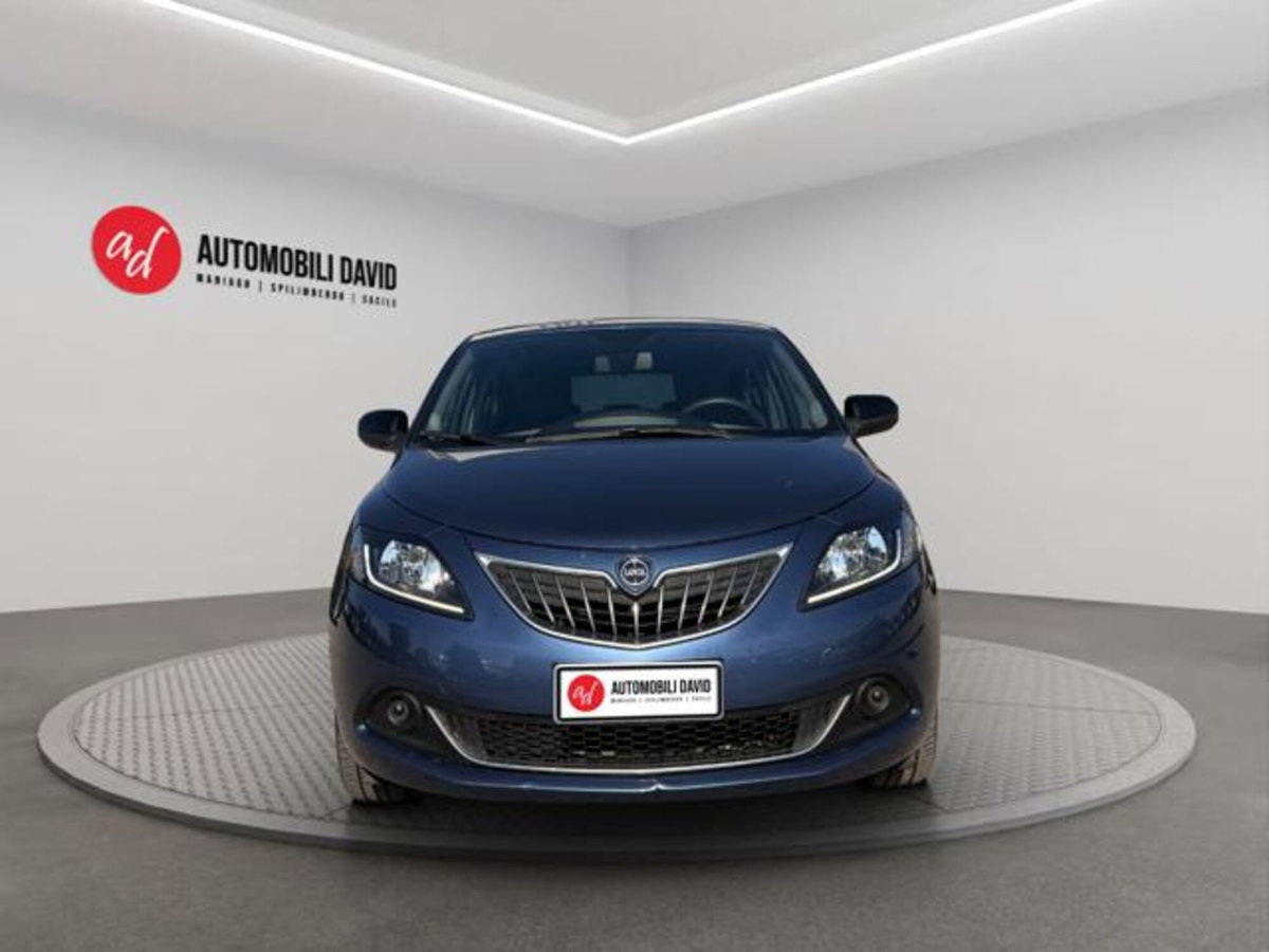 Lancia Ypsilon 1.0 FireFly 5 porte S&S Hybrid Silver Plus (5)