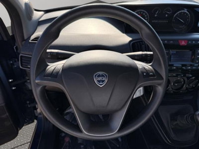 Lancia Ypsilon 1.0 FireFly 5 porte S&S Hybrid Silver Plus (8)
