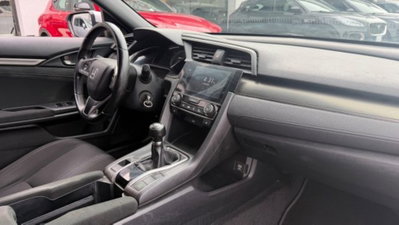 Honda Civic 1.6 4 porte aut. Elegance Navi (10)