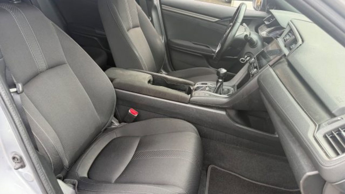 Honda Civic 1.6 4 porte aut. Elegance Navi (11)