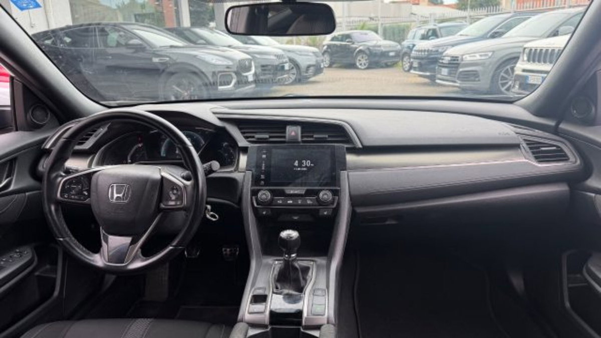 Honda Civic 1.6 4 porte aut. Elegance Navi (12)