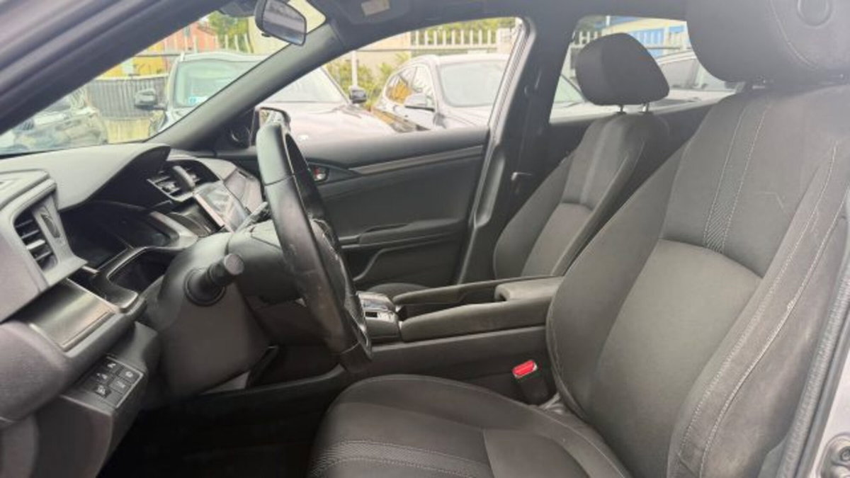 Honda Civic 1.6 4 porte aut. Elegance Navi (14)
