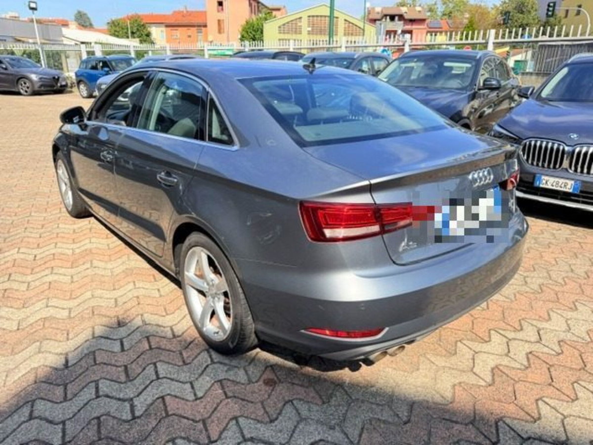 Audi A3 Sedan 1.5 TFSI COD S tronic Business (6)