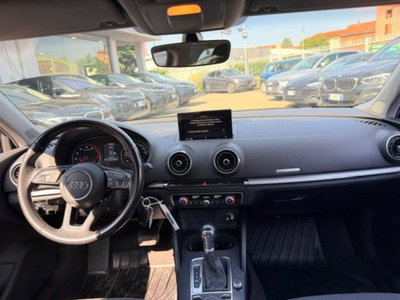 Audi A3 Sedan 1.5 TFSI COD S tronic Business (7)