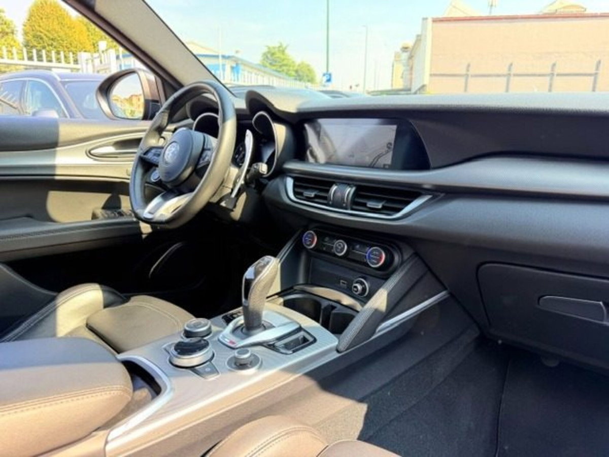 Alfa Romeo Stelvio Stelvio 2.2 Turbodiesel 190 CV AT8 Q4 Sprint (11)
