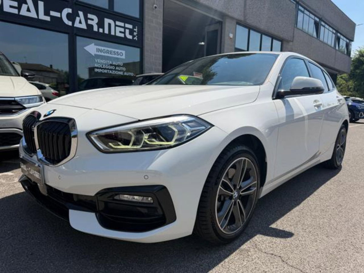 BMW Serie 1 116d 2.0 116CV cat 5 porte Attiva DPF