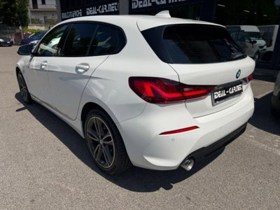 BMW Serie 1 116d 2.0 116CV cat 5 porte Attiva DPF (3)