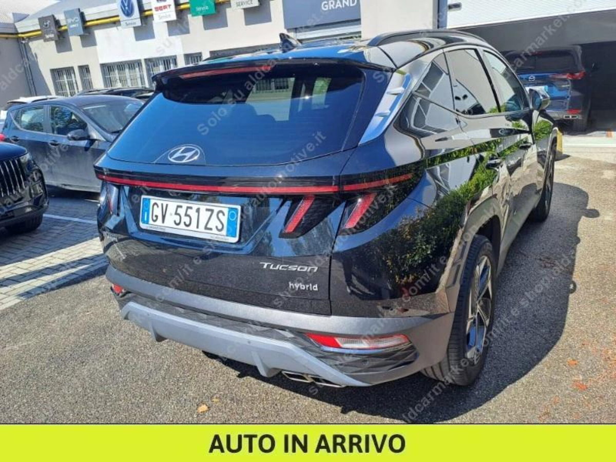 Hyundai Tucson 1.6 hev Exellence 2wd 239cv auto (3)