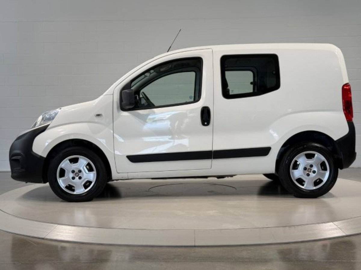 Fiat Fiorino 1.3 MJT 95CV Combinato SX (2)