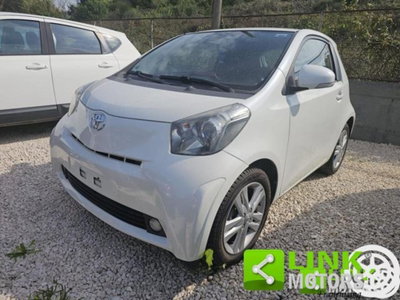 Toyota iQ 1.3 Executive usata