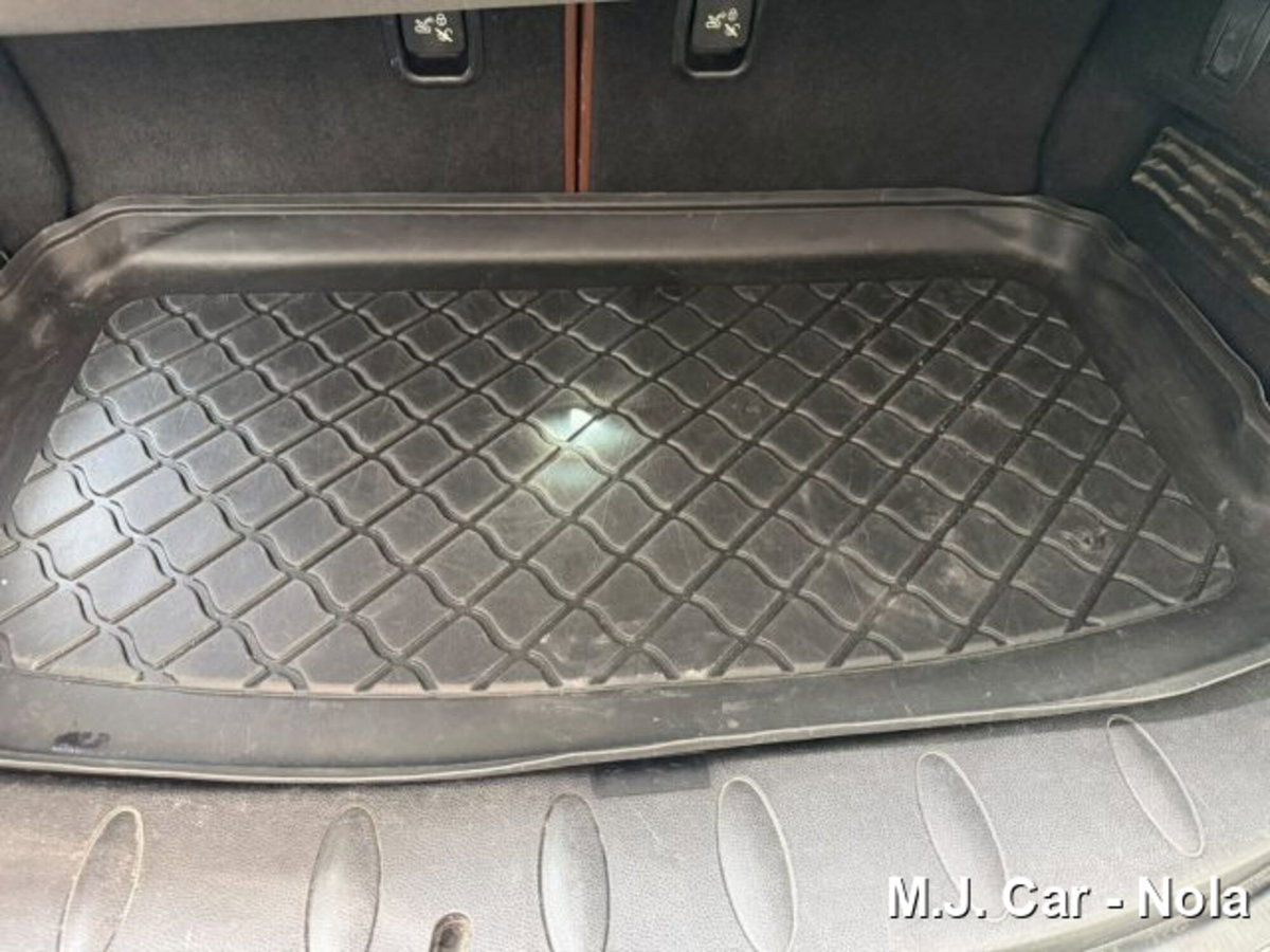 MINI Mini Clubman 1.6 16V Cooper D Clubman (17)