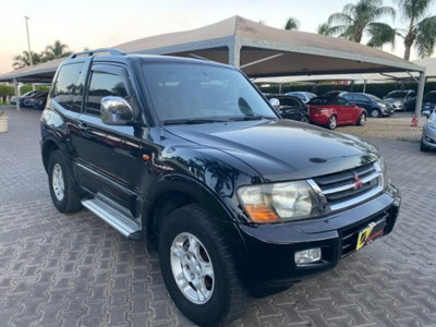 Mitsubishi Pajero 3.2 16V DI-D 3p. GLX (17)