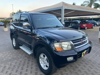 Mitsubishi Pajero 3.2 16V DI-D 3p. GLX (2)