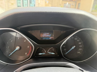 Ford Focus 1.6 TDCi 115 CV (6)