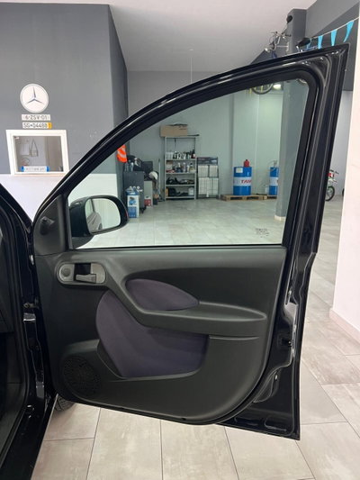 Fiat Panda 1.2 Emotion (9)