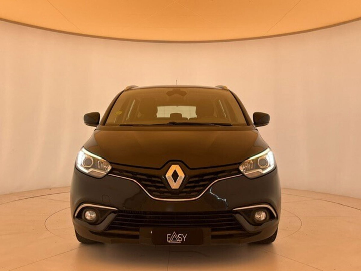 Renault Grand Scénic 1.5 dci energy Life 110cv (3)