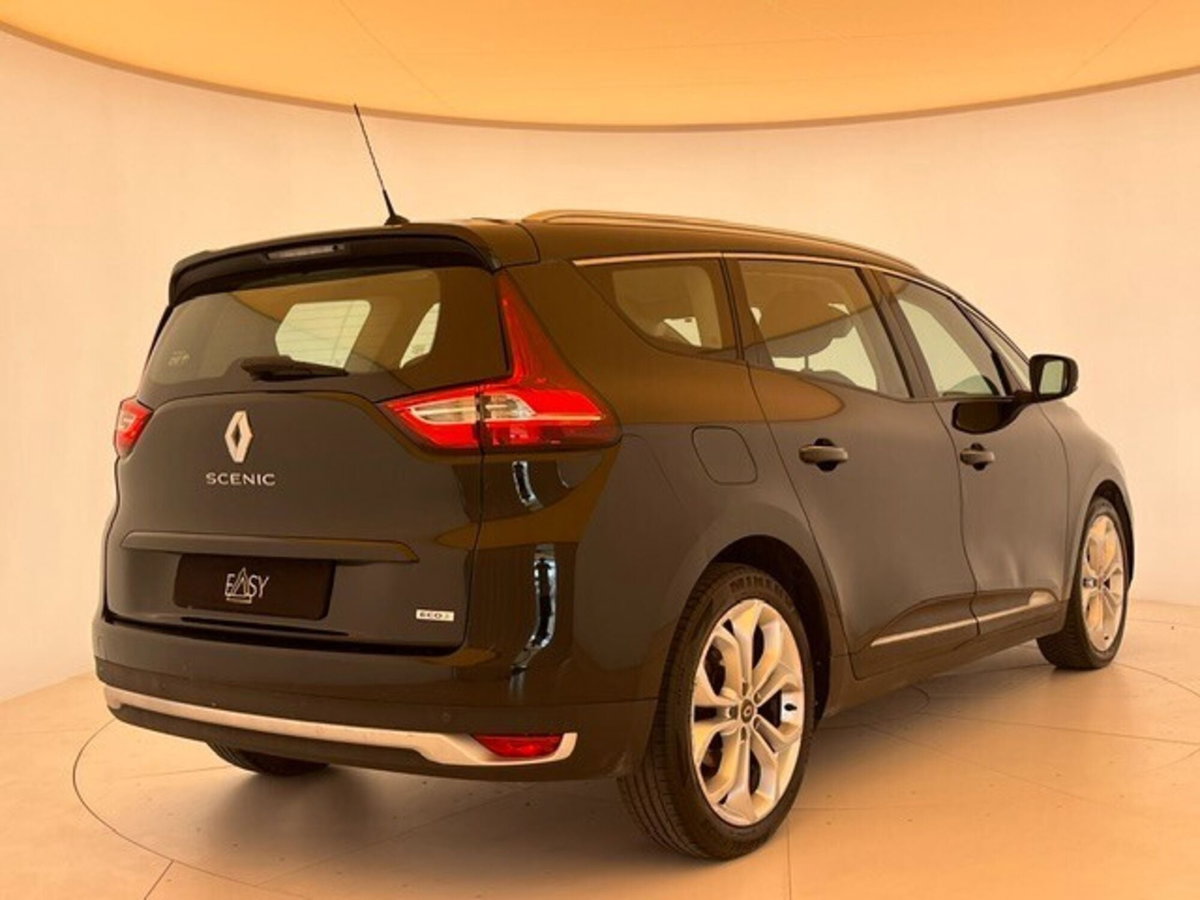 Renault Grand Scénic 1.5 dci energy Life 110cv (5)