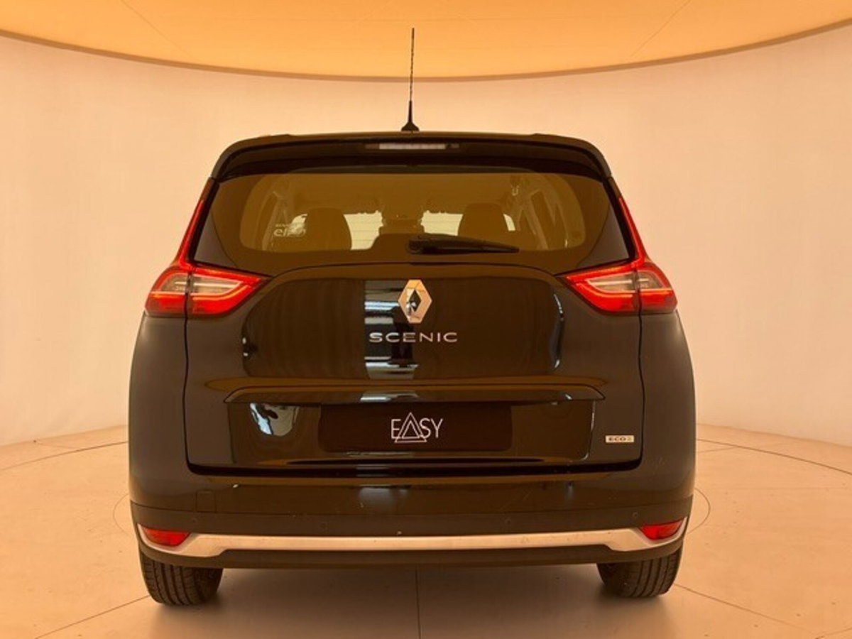 Renault Grand Scénic 1.5 dci energy Life 110cv (6)