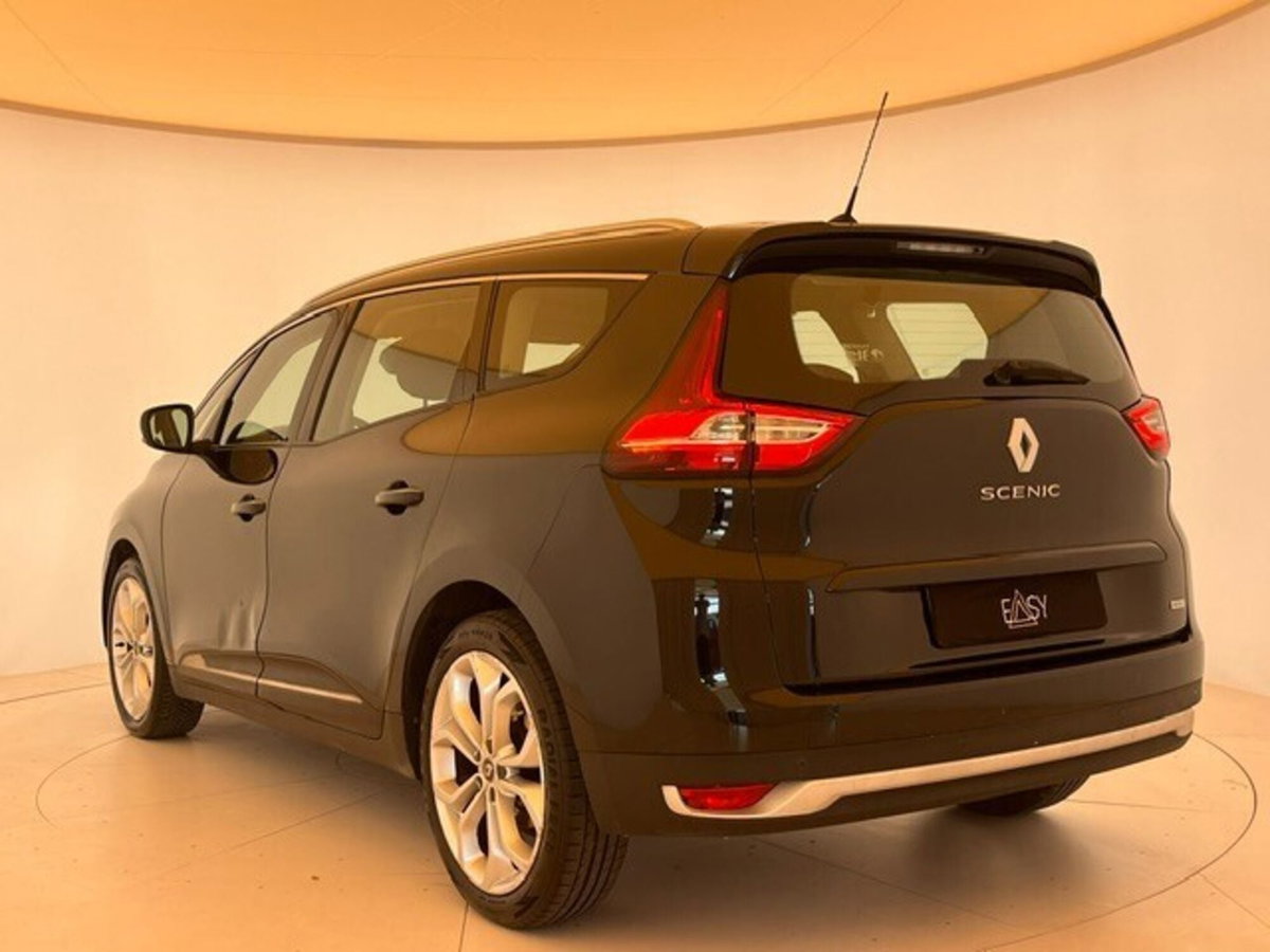Renault Grand Scénic 1.5 dci energy Life 110cv (7)