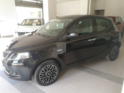 Lancia Ypsilon 1.0 FireFly 5 porte S&S Hybrid Ecochic A. Ferretti (3)