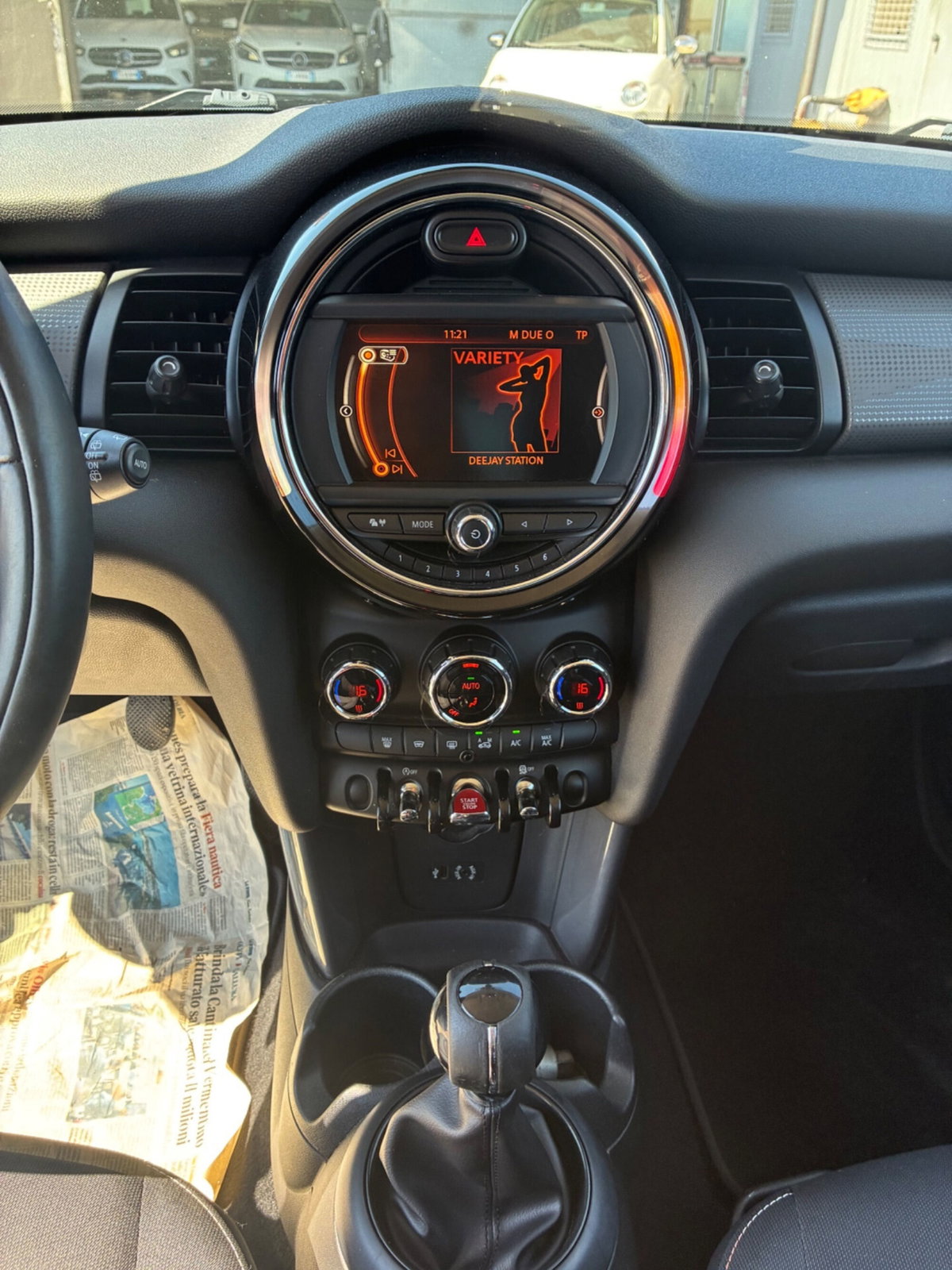 MINI Mini 1.5 Cooper D (13)