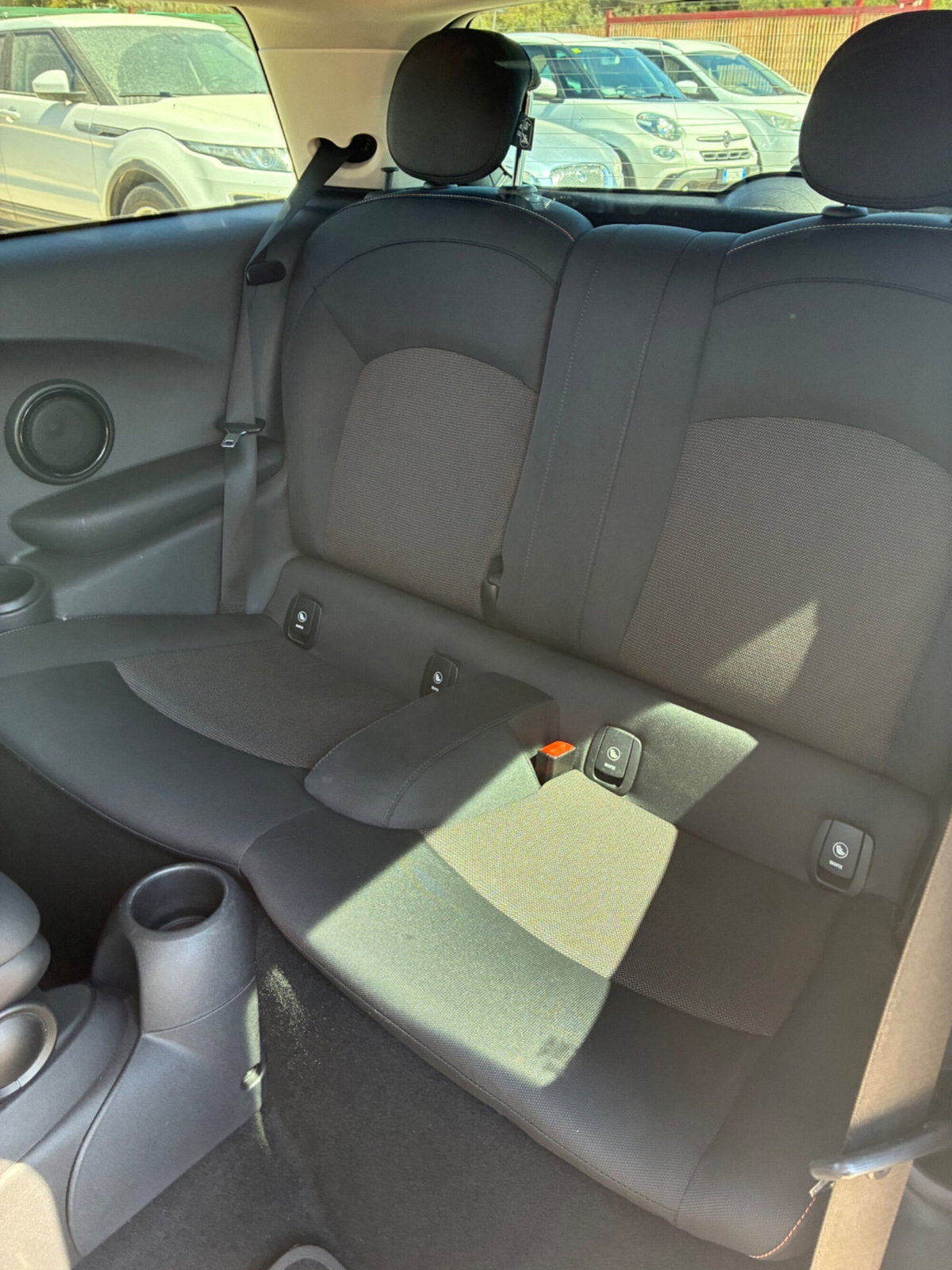 MINI Mini 1.5 Cooper D (14)