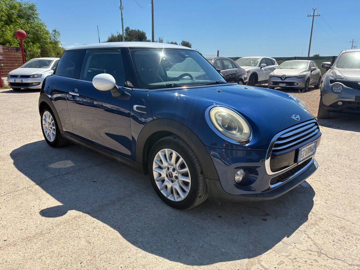 MINI Mini 1.5 Cooper D (2)